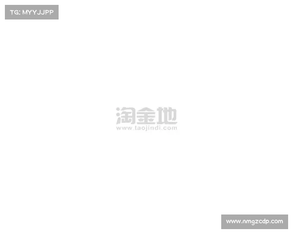 为了给水果通风?江门一货车行驶中厢门大开,男子站厢边冒险扶货 为了给水果通风?江门一货车行驶中厢门大开,男子站厢边冒险扶货